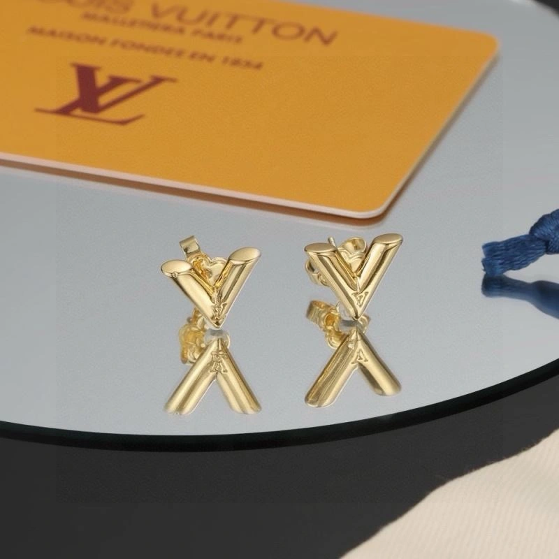 Lightweight Louis Vuitton Earrings 250185