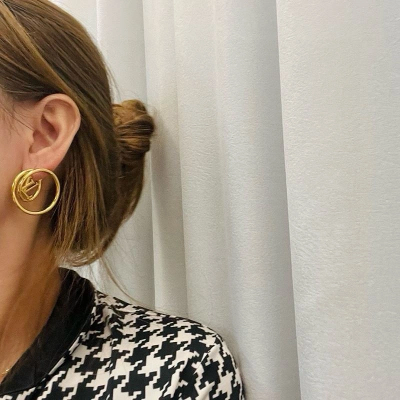 Louis Vuitton Earrings MultiPurpose 250160