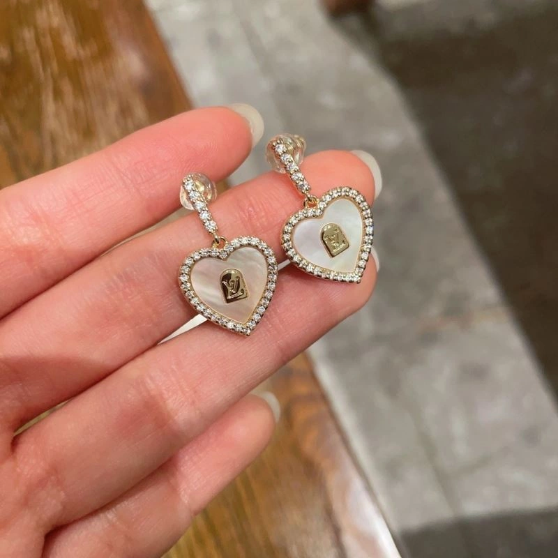 Louis Vuitton Earrings Practical 250177