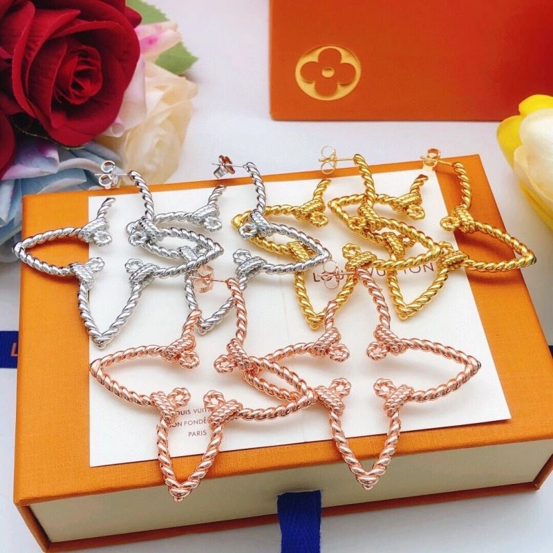 WellDesigned Louis Vuitton Earrings 250181