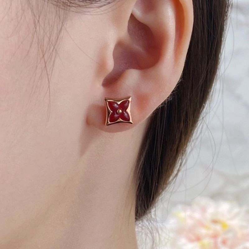 ModernLook Louis Vuitton Earrings 250189