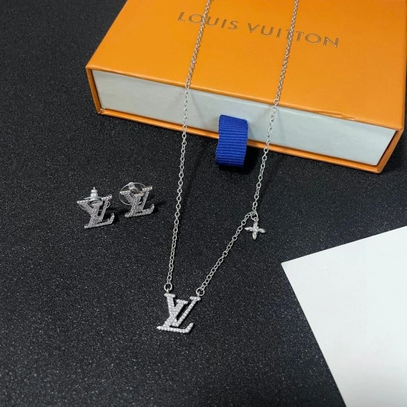 Louis Vuitton Earrings NewStyle 250157