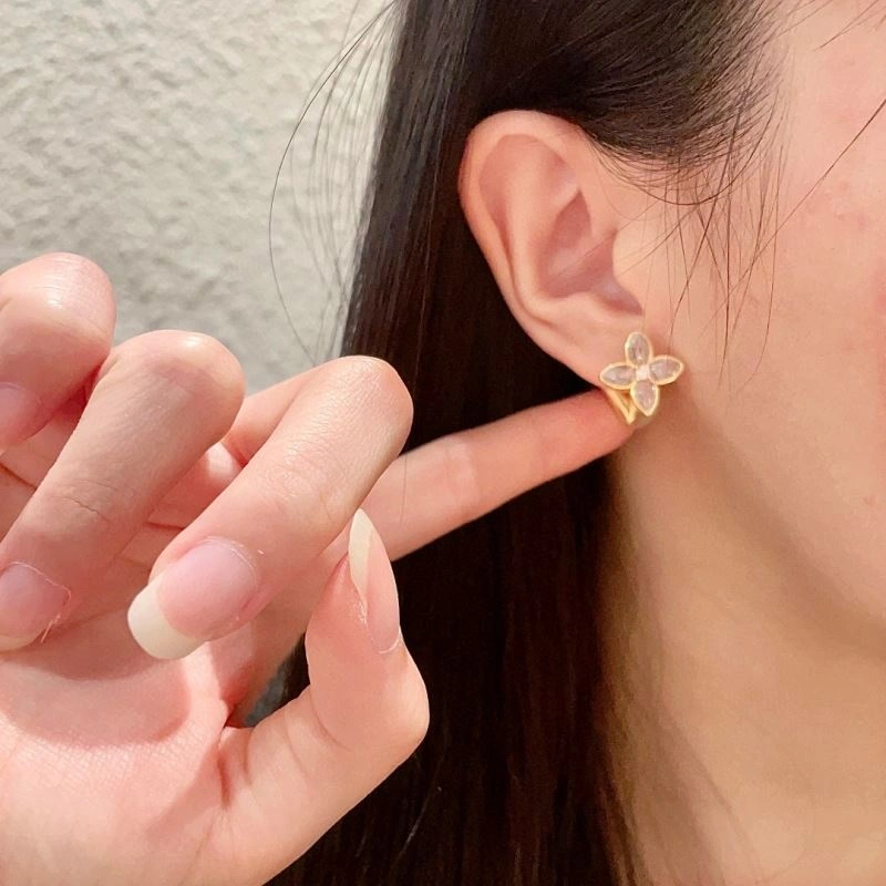 Premium Louis Vuitton Earrings 250152