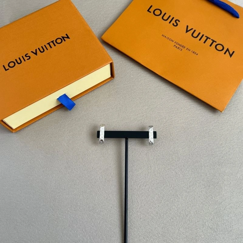 Louis Vuitton Earrings Durable 250124
