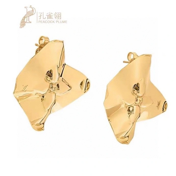 Louis Vuitton Earrings Sophisticated 250130