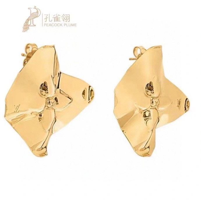 Louis Vuitton Earrings Sophisticated 250130
