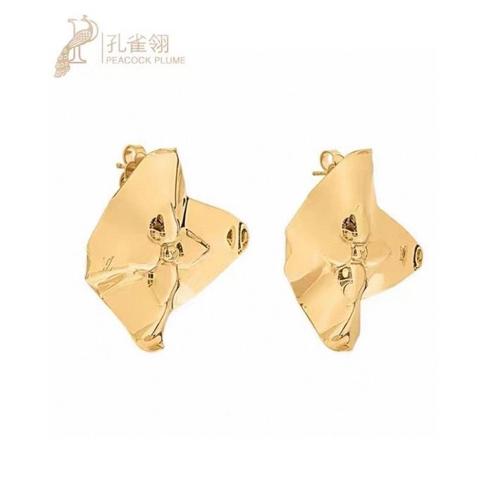 Louis Vuitton Earrings Sophisticated 250130
