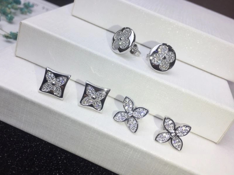 Unique Louis Vuitton Earrings 250143