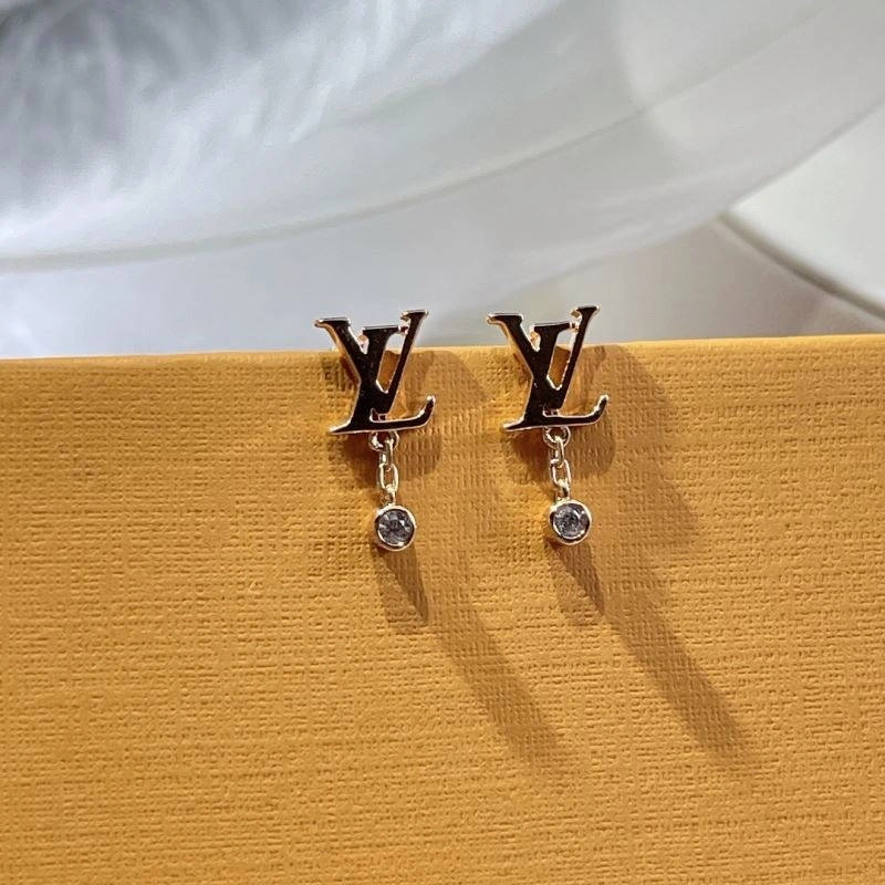 Lightweight Louis Vuitton Earrings 250132