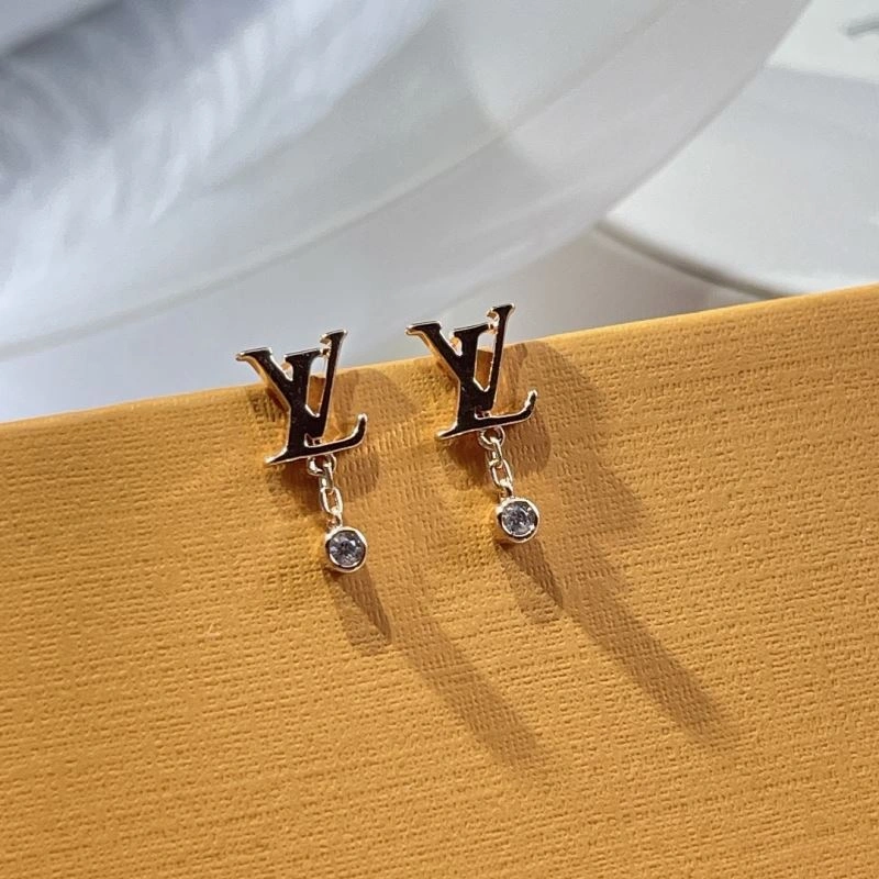 Lightweight Louis Vuitton Earrings 250132