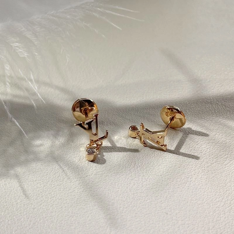 Lightweight Louis Vuitton Earrings 250132