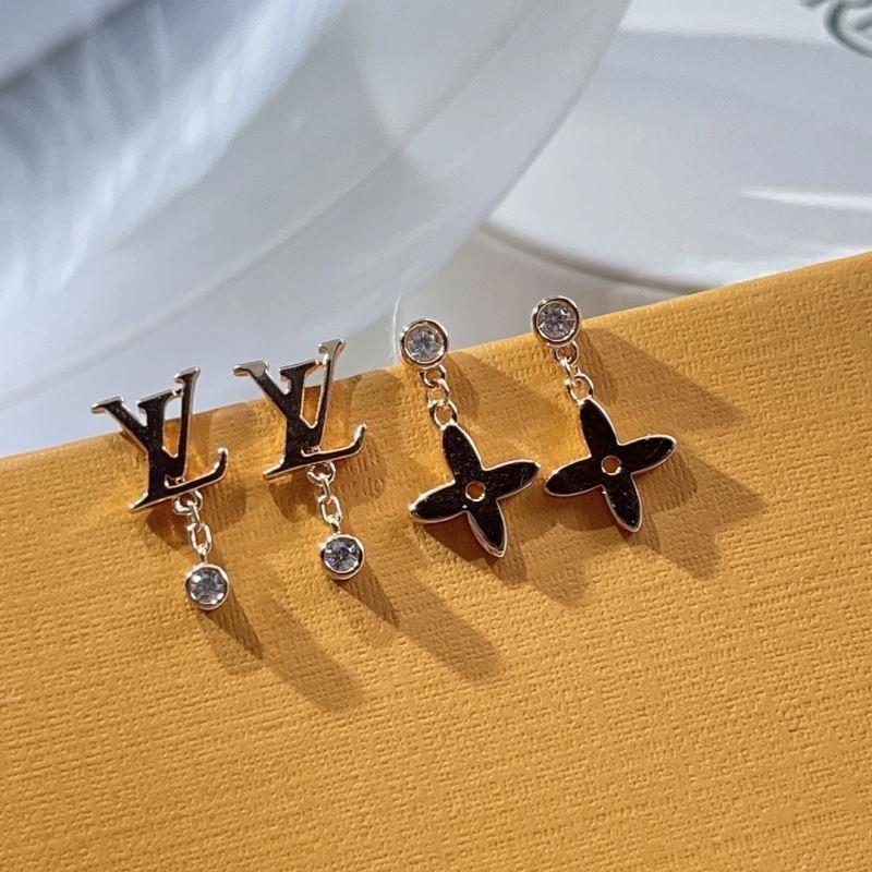 Lightweight Louis Vuitton Earrings 250132