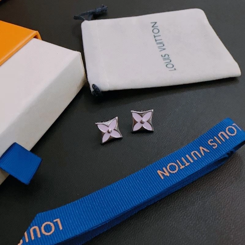 Lightweight Louis Vuitton Earrings 250136