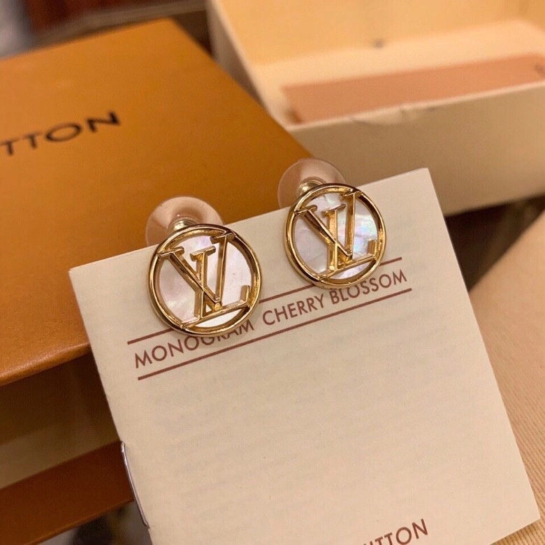 Louis Vuitton Earrings Flexible 250145