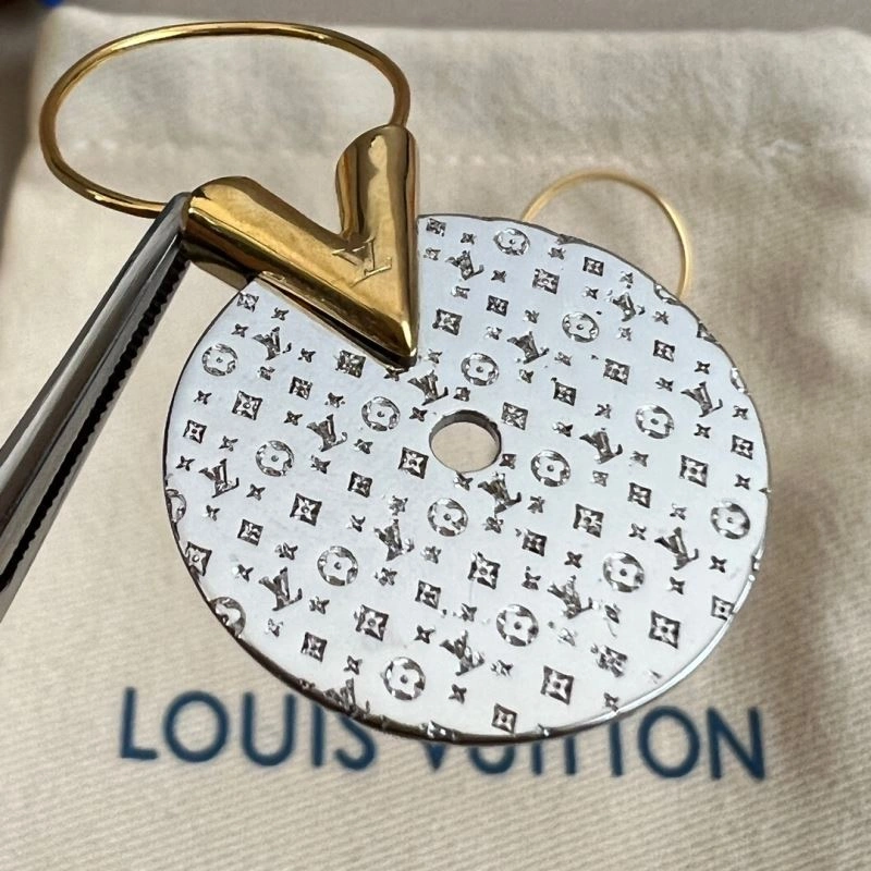 Louis Vuitton Earrings Refined 250083