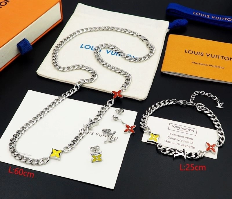 Louis Vuitton Earrings UrbanStyle 249850
