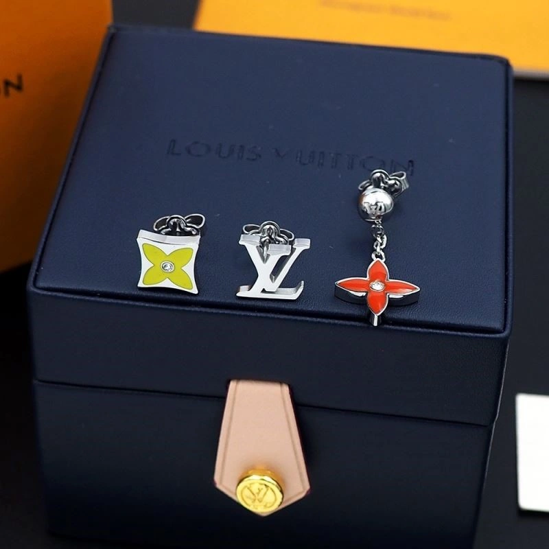 Louis Vuitton Earrings UrbanStyle 249850