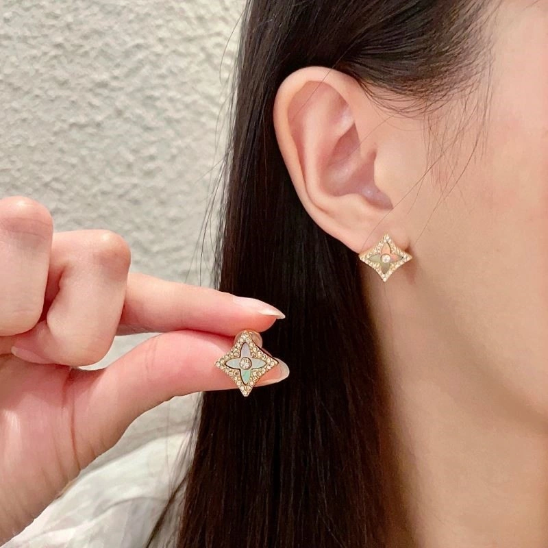 FreshLook Louis Vuitton Earrings 249828