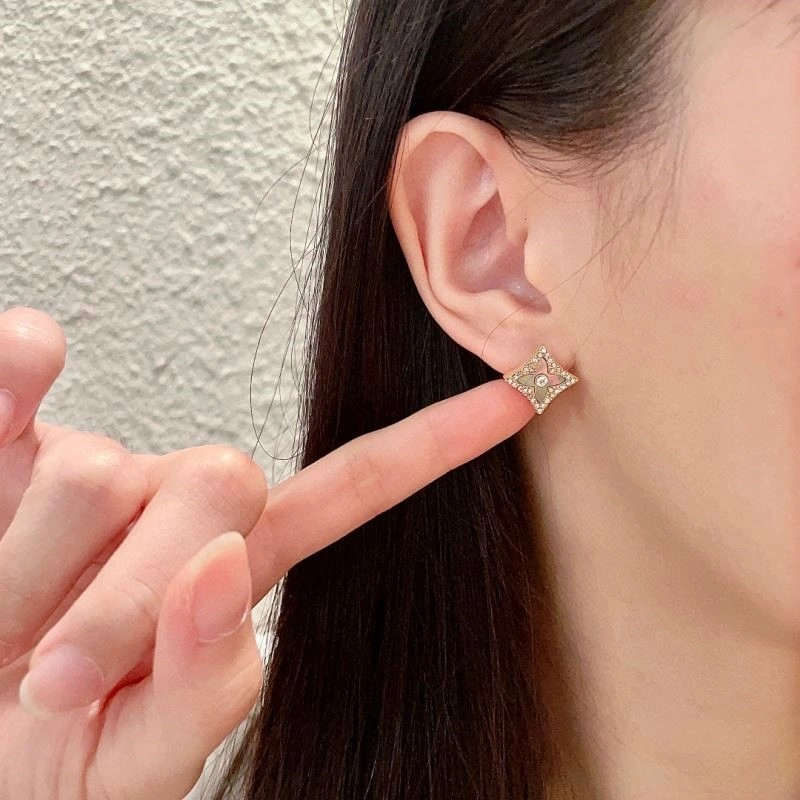 FreshLook Louis Vuitton Earrings 249828