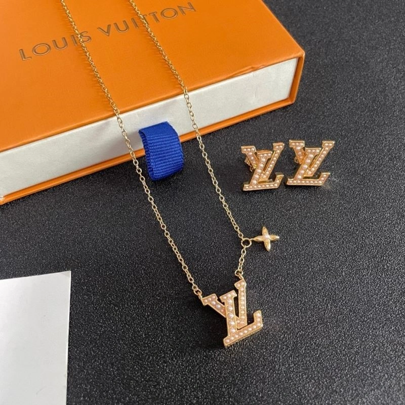 Cozy Louis Vuitton Earrings 249826