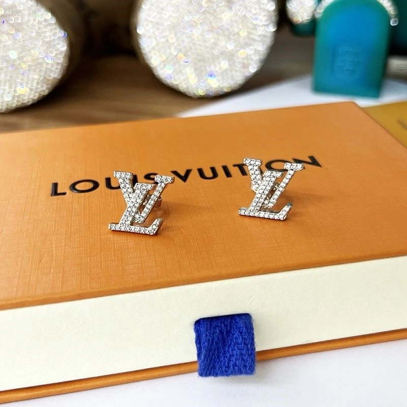 Chic Louis Vuitton Earrings 249816