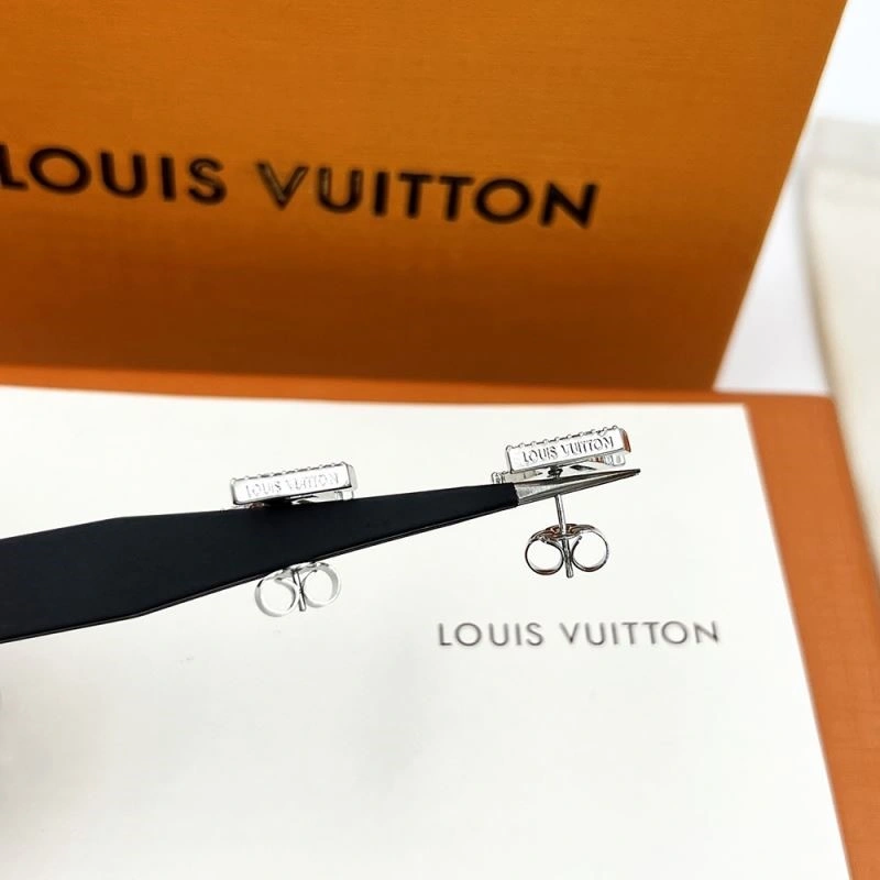 Chic Louis Vuitton Earrings 249816