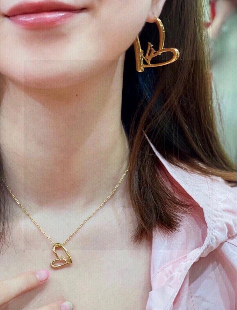 Louis Vuitton Earrings Colorful 249796