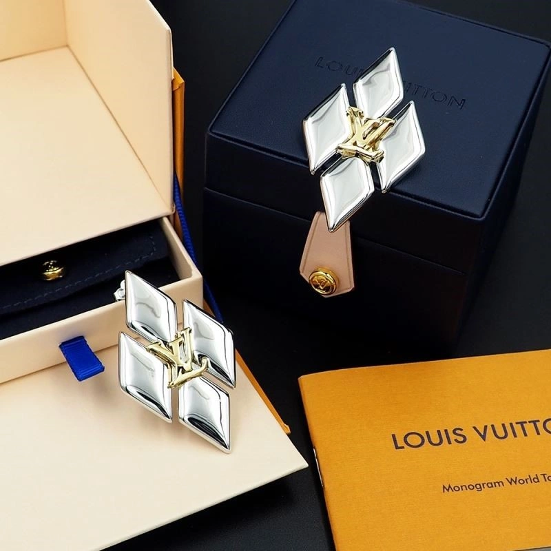 Lightweight Louis Vuitton Earrings 249806