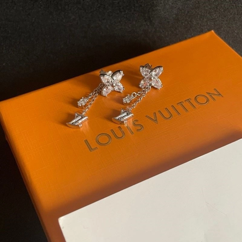 Louis Vuitton Earrings Bright 249812