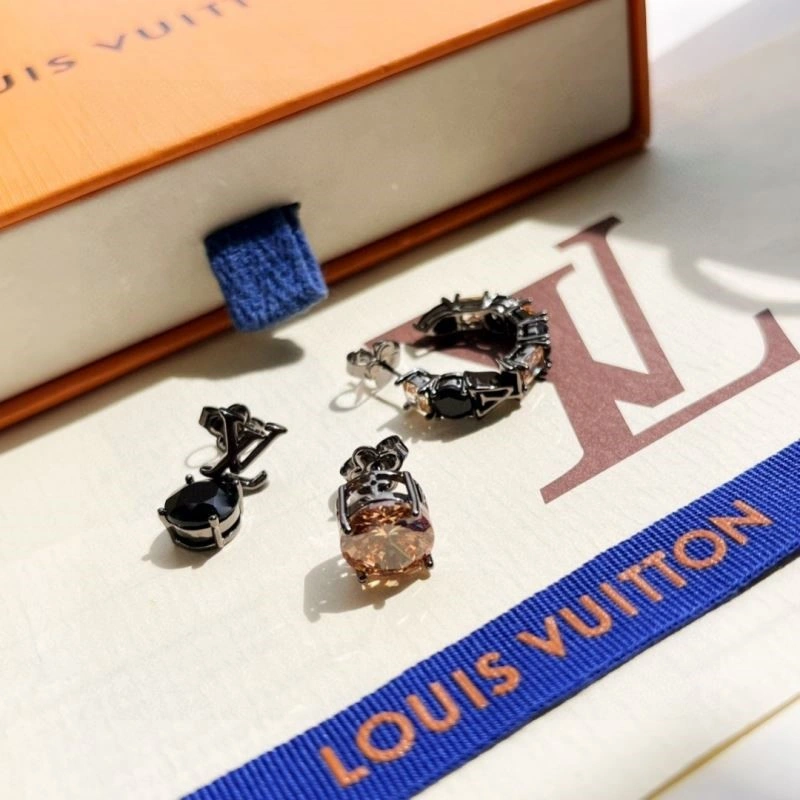 Stylish Louis Vuitton Earrings 249791