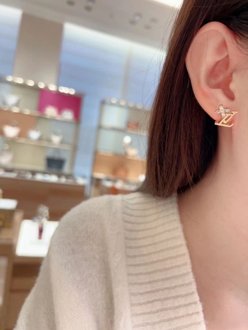 Sophisticated Louis Vuitton Earrings 249779