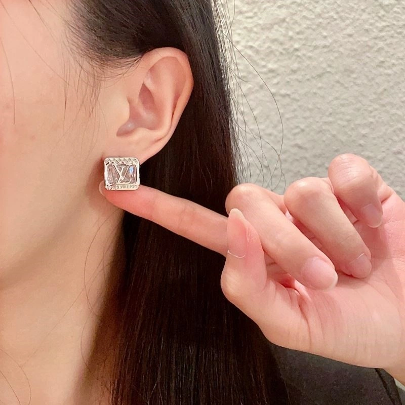 Louis Vuitton Earrings Durable 249764
