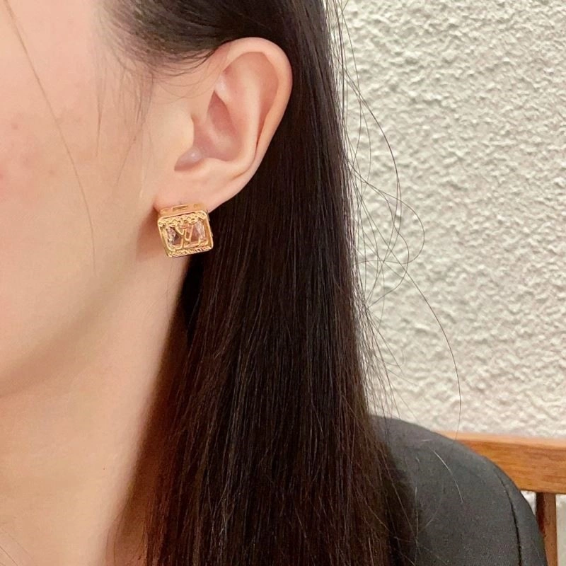 Durable Louis Vuitton Earrings 249775