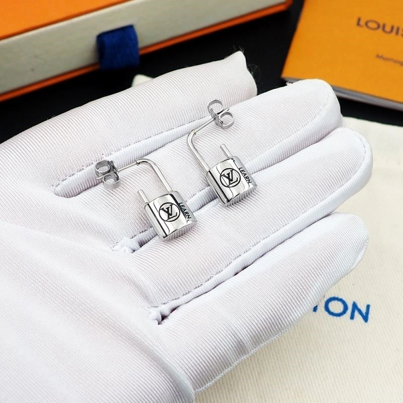 Attractive Louis Vuitton Earrings 249482