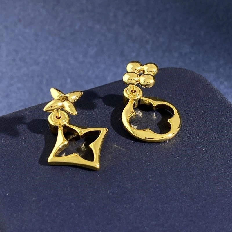 Trendy Louis Vuitton Earrings 249442
