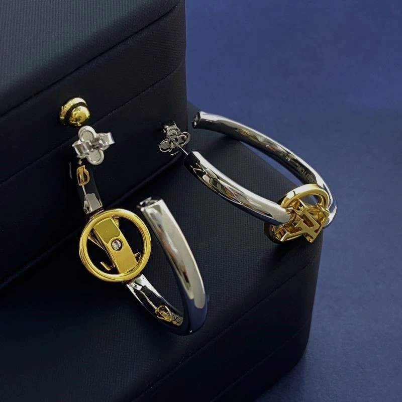 Louis Vuitton Earrings EyeCatching 249430