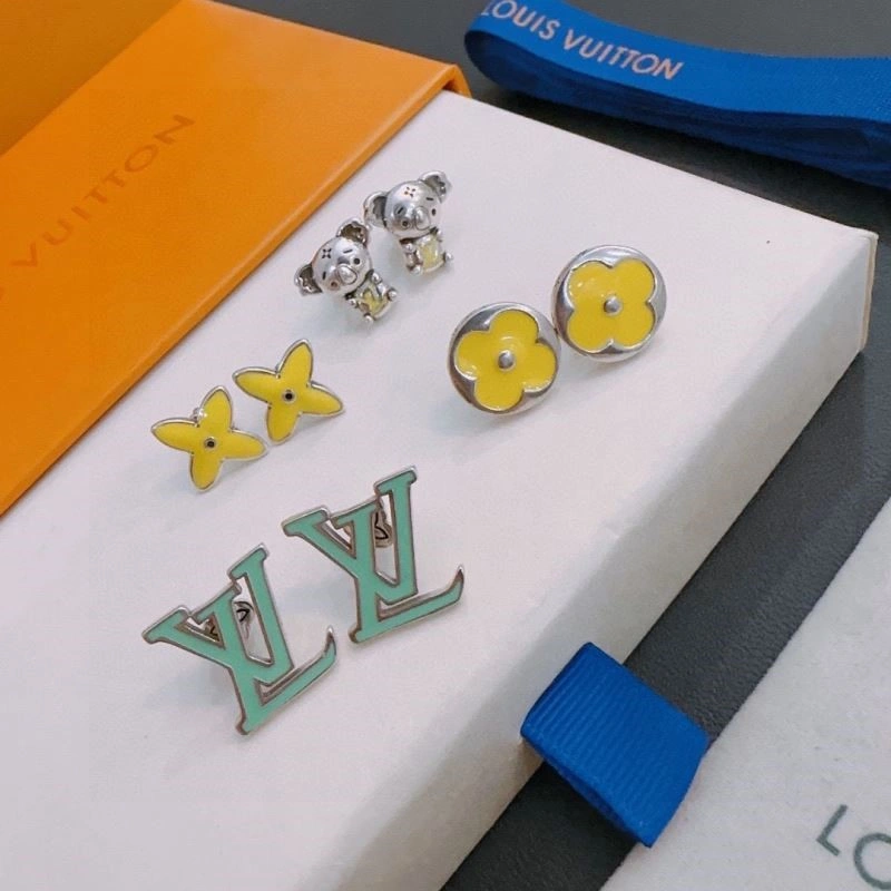 Casual Louis Vuitton Earrings 249407
