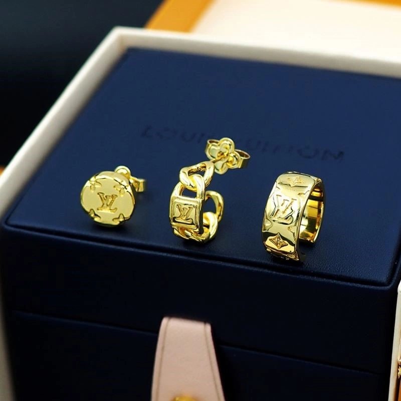 Affordable Louis Vuitton Earrings 249401