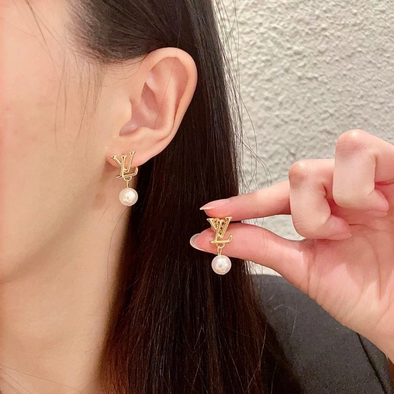 Louis Vuitton Earrings Contemporary 249420