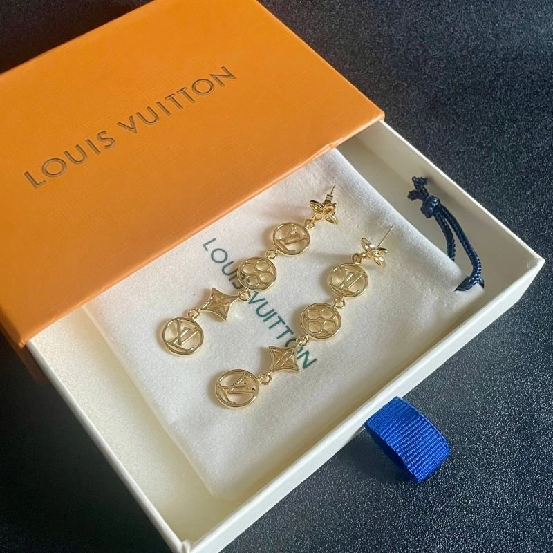 Louis Vuitton Earrings Chic 249405