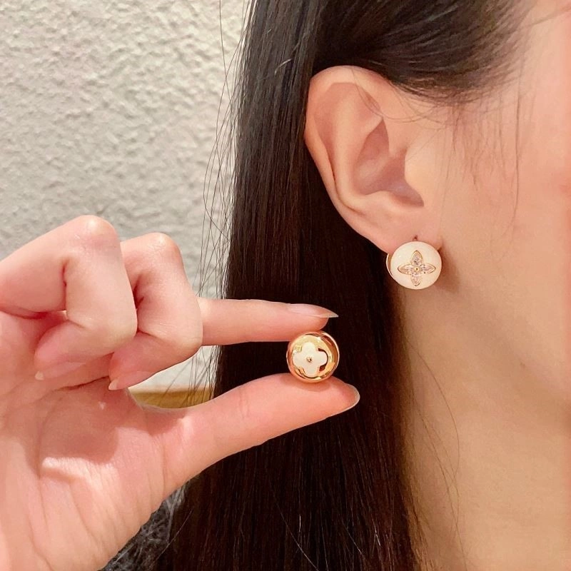 Louis Vuitton Earrings Comfortable 249091