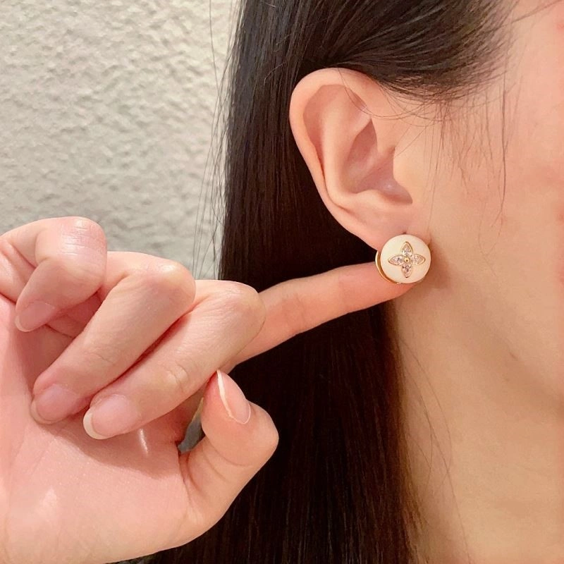 Louis Vuitton Earrings Comfortable 249091