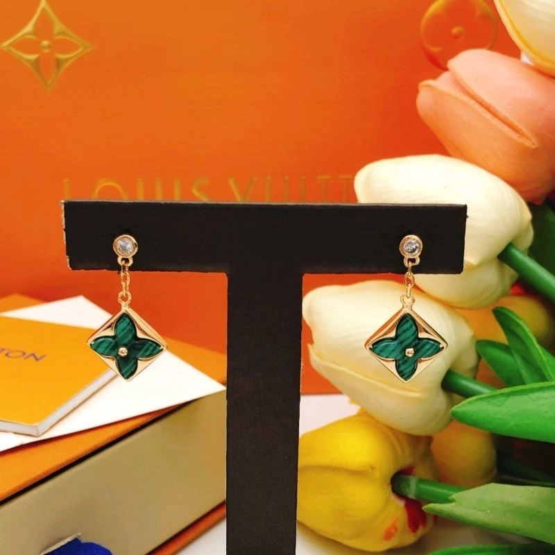 Sporty Louis Vuitton Earrings 249079