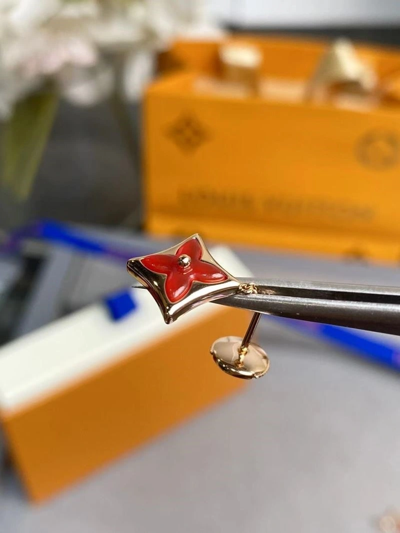 Louis Vuitton Earrings Sleek 249063