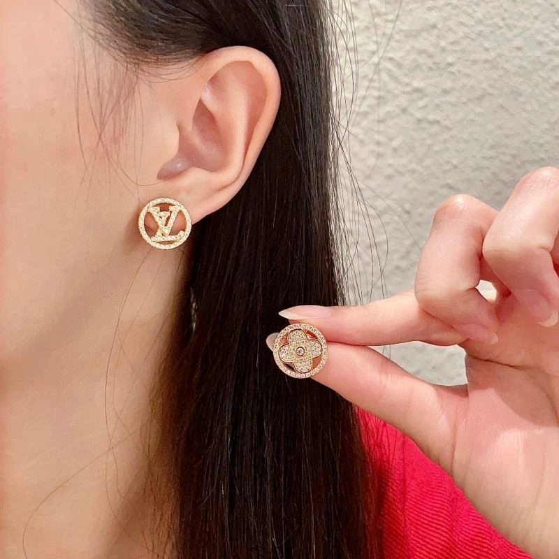 Louis Vuitton Earrings Fashionable 249061