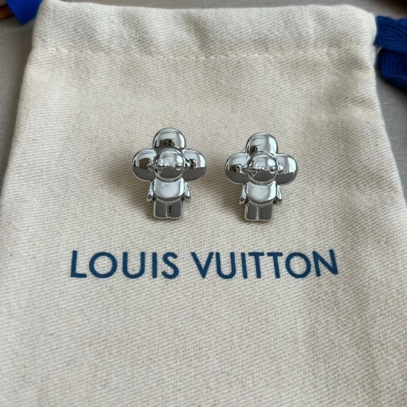 Lightweight Louis Vuitton Earrings 249049