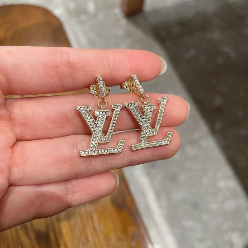 Louis Vuitton Earrings FashionForward 249048