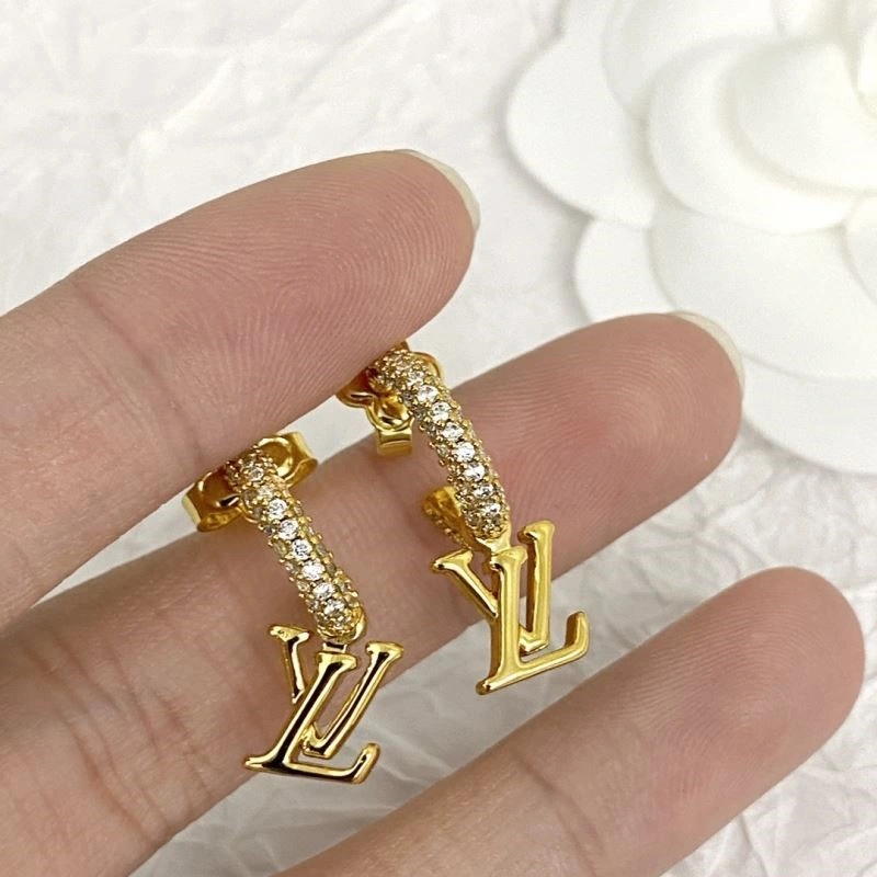 Affordable Louis Vuitton Earrings 249036