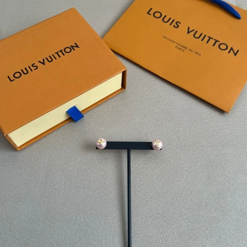 Affordable Louis Vuitton Earrings 249038