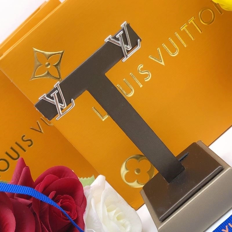 Louis Vuitton Earrings Elegant 249034